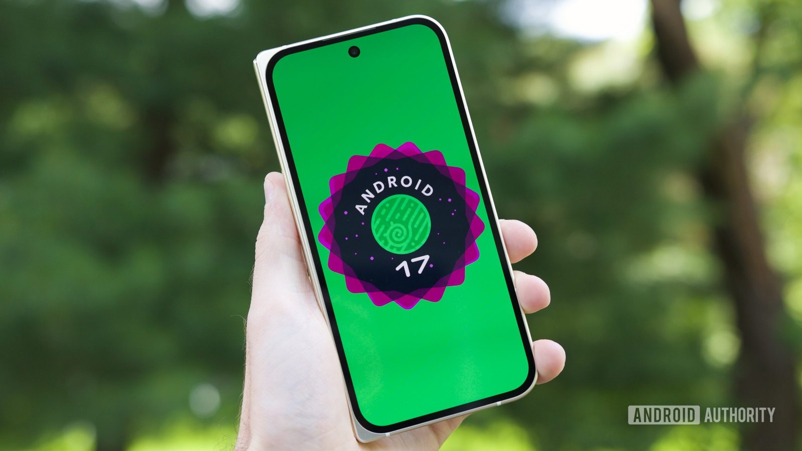 Android 17 beta 4.1 logo with a warning symbol