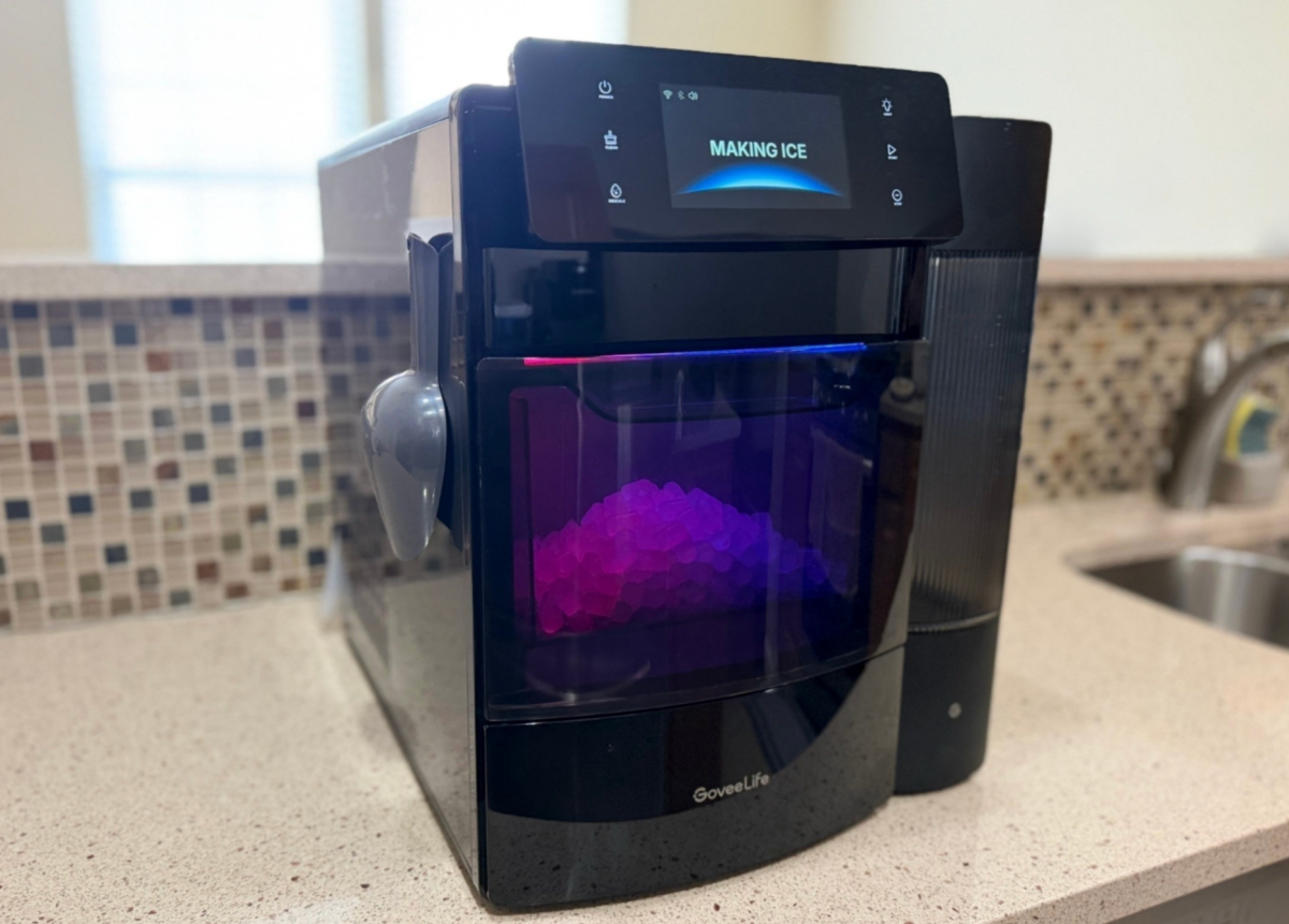 Govee smart nugget ice maker producing soft, chewable nugget ice.